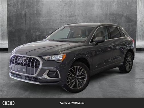 2022 Audi Q3 40 Premium