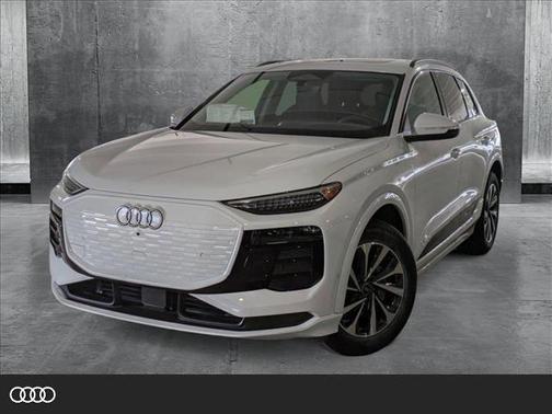 2025 Audi Q6 e-tron Premium Plus quattro