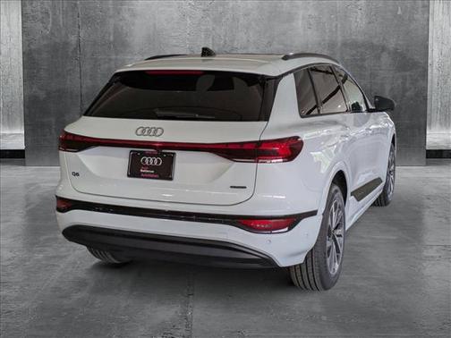 2025 Audi Q6 e-tron Premium Plus quattro