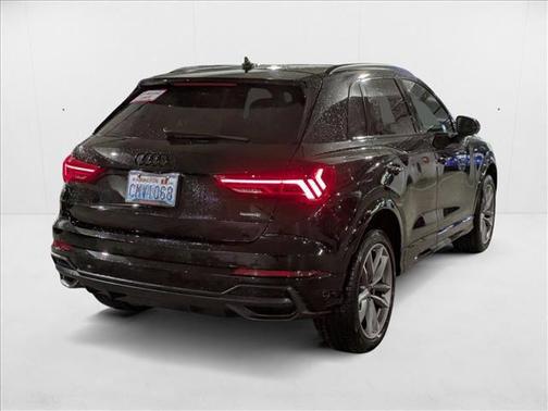 2024 Audi Q3 45 S line Premium Plus