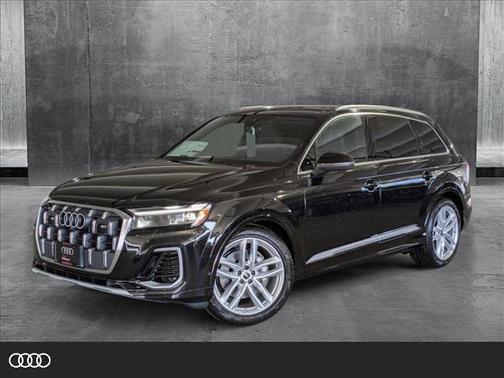 2025 Audi Q7 55 Premium Plus