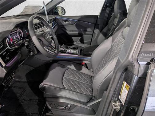 2026 Audi SQ8 4.0T Premium Plus