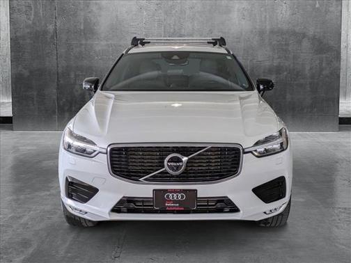2020 Volvo XC60 T6 R-Design
