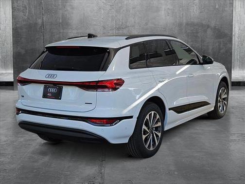 2025 Audi Q6 e-tron Premium Plus quattro