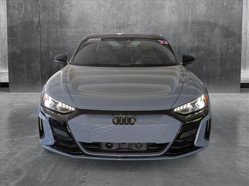 2023 Audi e-tron GT Premium Plus quattro