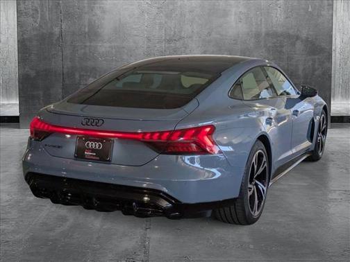2023 Audi e-tron GT Premium Plus quattro