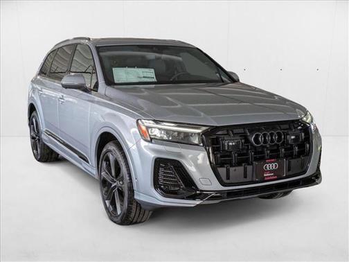 2025 Audi Q7 55 Premium Plus