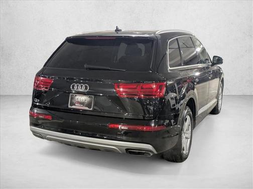 2019 Audi Q7 45 Premium Plus