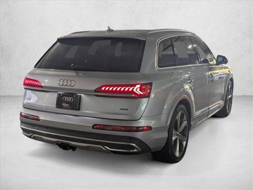 2020 Audi Q7 55 Premium Plus
