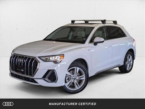 2022 Audi Q3 45 S line Premium