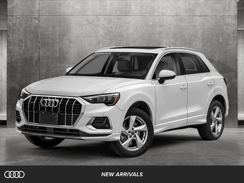 2022 Audi Q3 45 S line Premium
