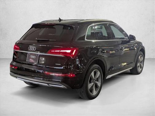 2023 Audi Q5 40 Premium