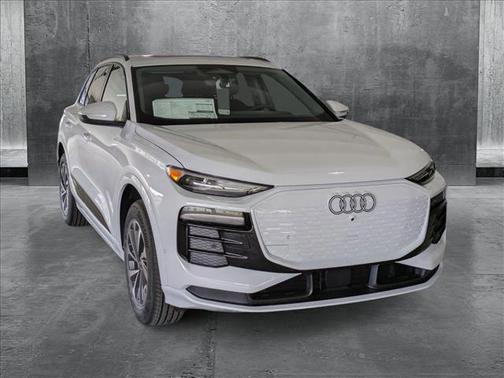 2025 Audi Q6 e-tron Premium quattro