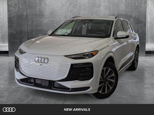 2025 Audi Q6 e-tron Premium quattro