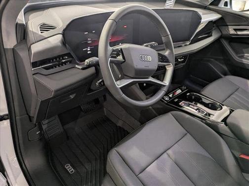 2025 Audi Q6 e-tron Premium quattro