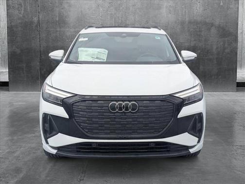 2024 Audi Q4 e-tron Premium Plus