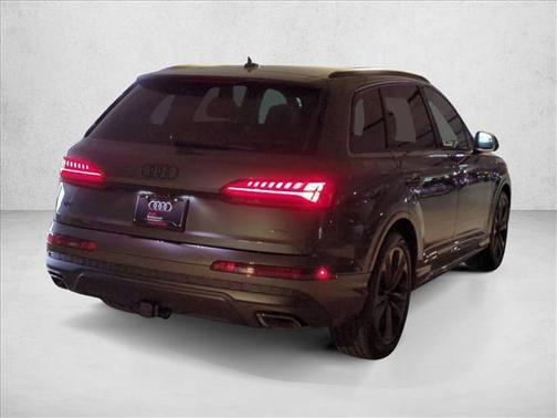 2026 Audi Q7 55 Premium Plus