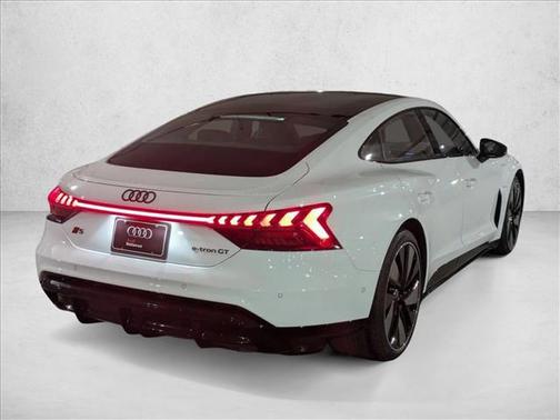 2026 Audi S e-tron GT Prestige quattro