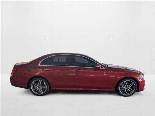 2017 Mercedes-Benz E-Class 4MATIC