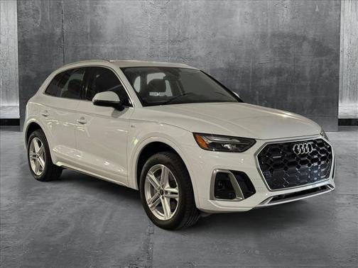 2024 Audi Q5 55 S line Premium