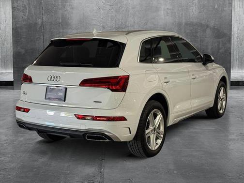 2024 Audi Q5 55 S line Premium