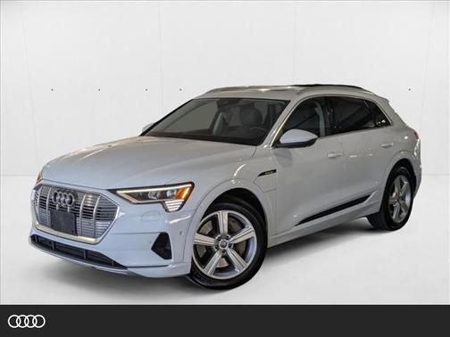 2019 Audi e-tron Premium Plus