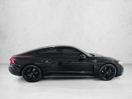 2022 Audi e-tron GT Premium Plus