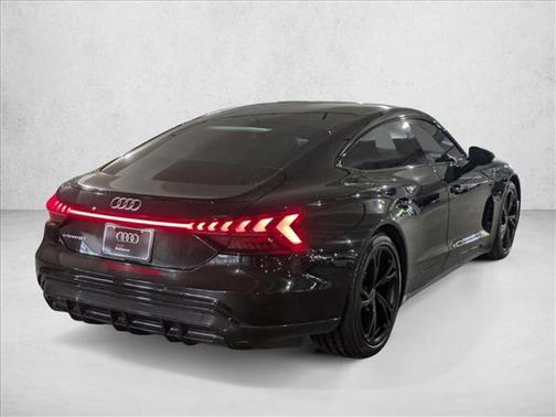 2022 Audi e-tron GT Premium Plus