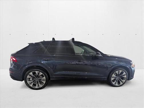 2024 Audi Q8 55 Prestige