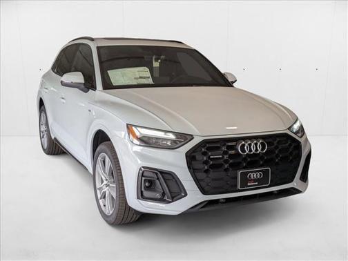 2025 Audi Q5 45 S line Premium