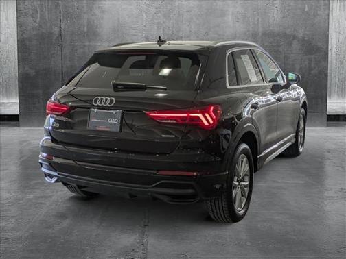 2024 Audi Q3 Premium 45 TFSI S line quattro Tiptronic