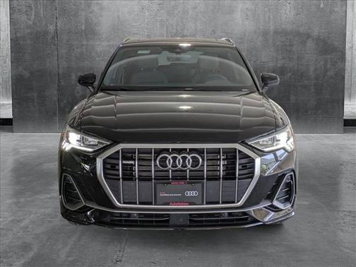2024 Audi Q3 Premium 45 TFSI S line quattro Tiptronic