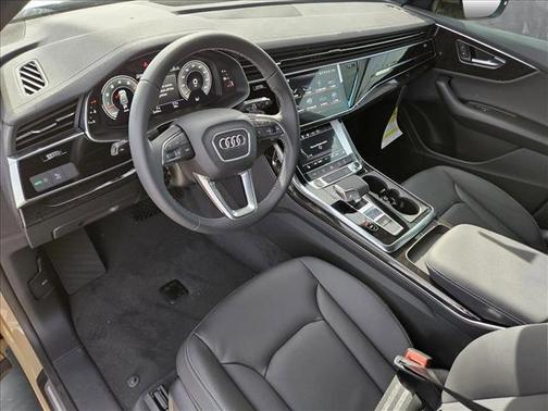 2025 Audi Q8 55 Premium