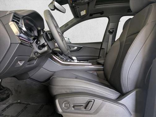 2026 Audi Q7 55 Premium Plus