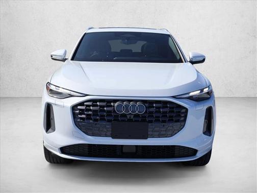 Glacier White Metallic 2026 Audi Q5 Premium TFSI quattro S tronic