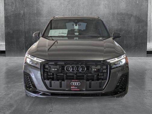 2025 Audi Q7 55 Prestige