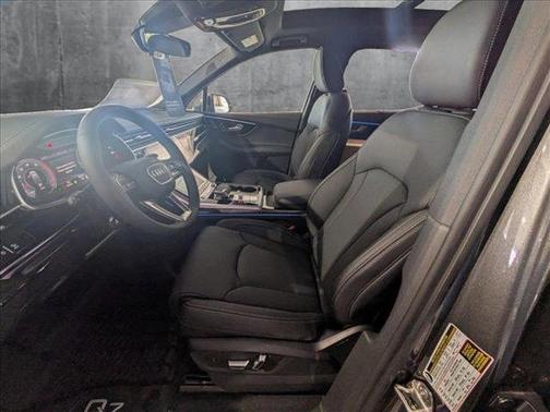 2025 Audi Q7 55 Prestige
