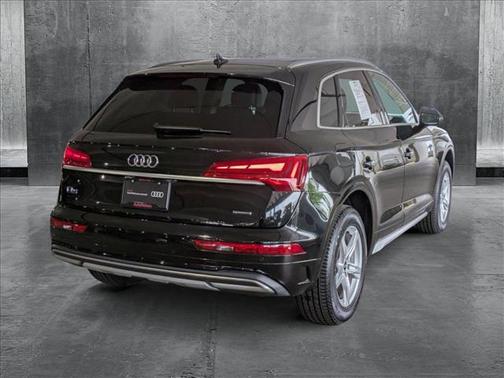 2023 Audi Q5 40 Premium
