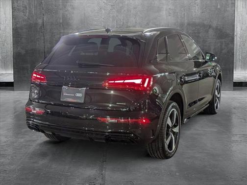 2024 Audi Q5 45 S line Premium Plus