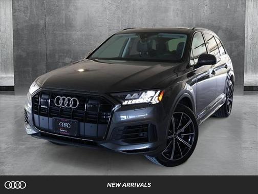 Samurai Gray Metallic 2023 Audi Q7 55 Premium Plus
