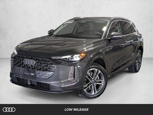 2025 Audi Q5 Premium TFSI quattro S tronic