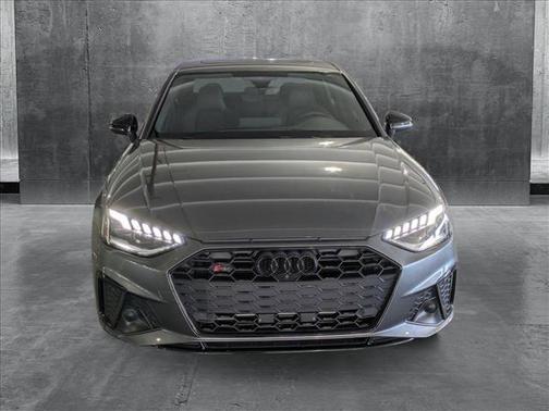 2022 Audi S4 Premium Plus TFSI quattro Tiptronic