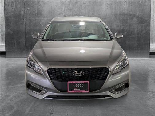 2017 Hyundai SONATA Hybrid SE