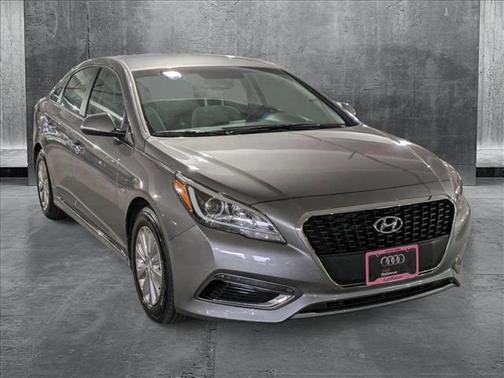 2017 Hyundai SONATA Hybrid SE
