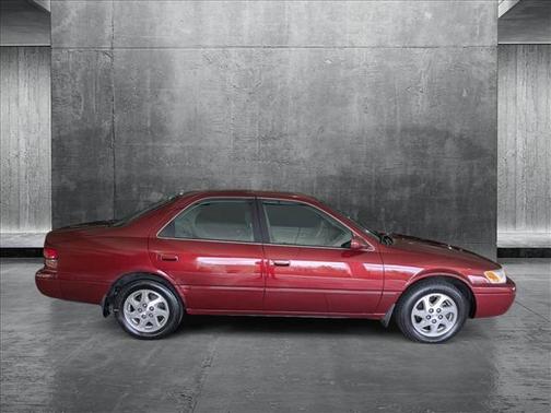 1999 Toyota Camry LE V6