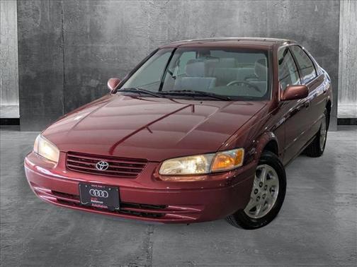 1999 Toyota Camry LE V6