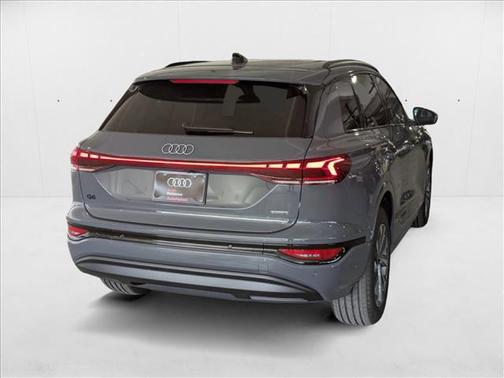 2025 Audi Q6 e-tron Premium quattro