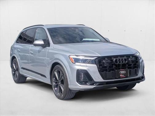 2025 Audi Q7 55 Premium Plus