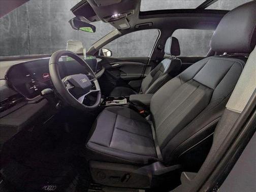 2025 Audi Q6 e-tron Premium quattro