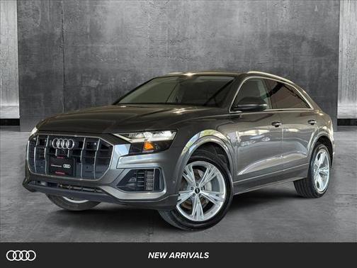2022 Audi Q8 55 Premium Plus
